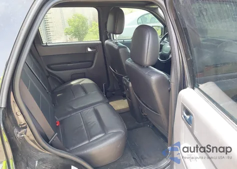 2011 Ford Escape Limited z USA, uszkodzony, nr VIN 1FMCU9EG4BKA49099